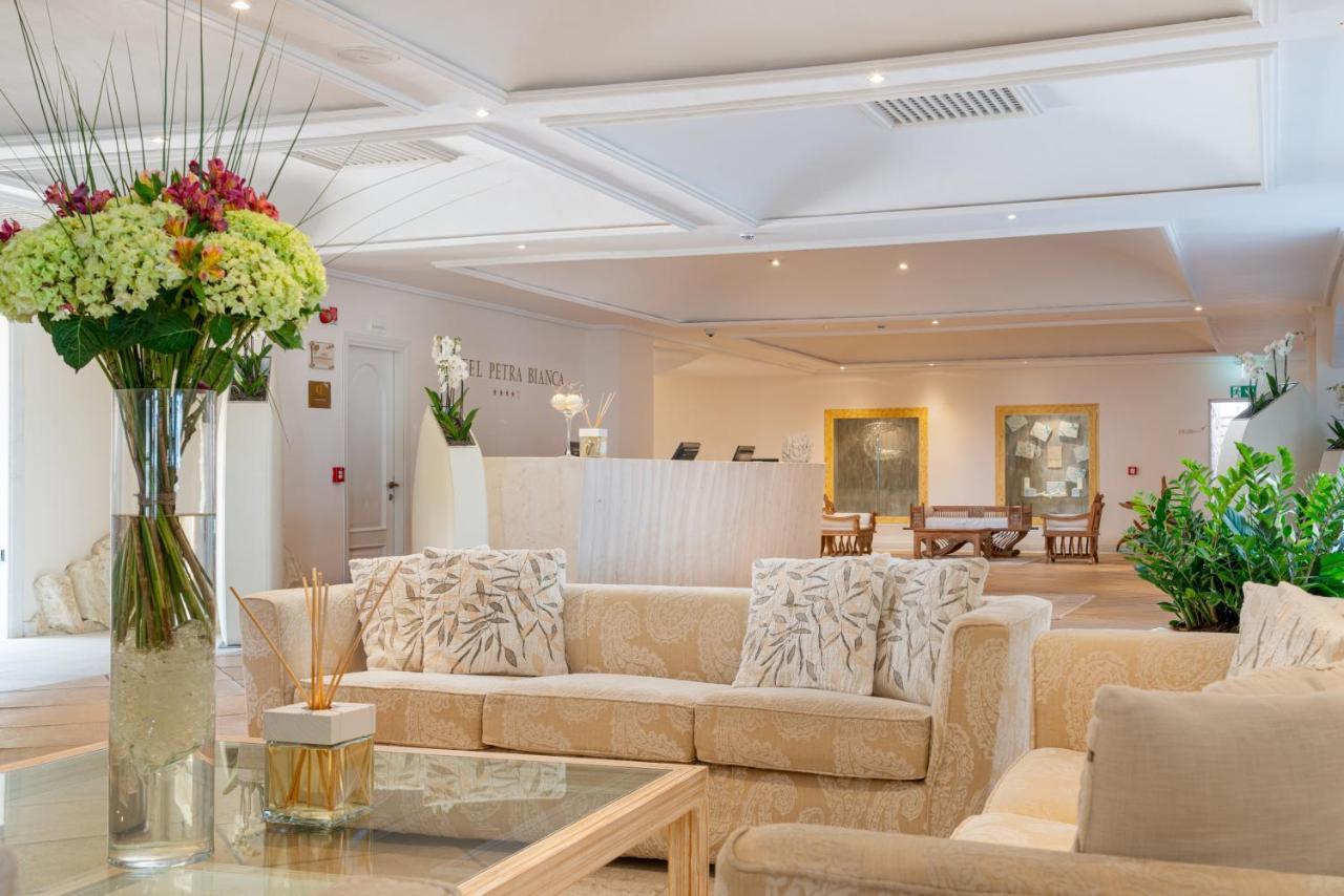 Petra Bianca Hotel Porto Cervo Exterior photo