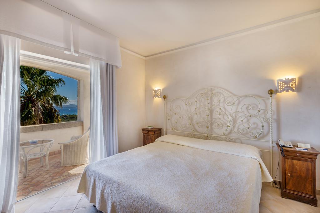 Petra Bianca Hotel Porto Cervo Exterior photo