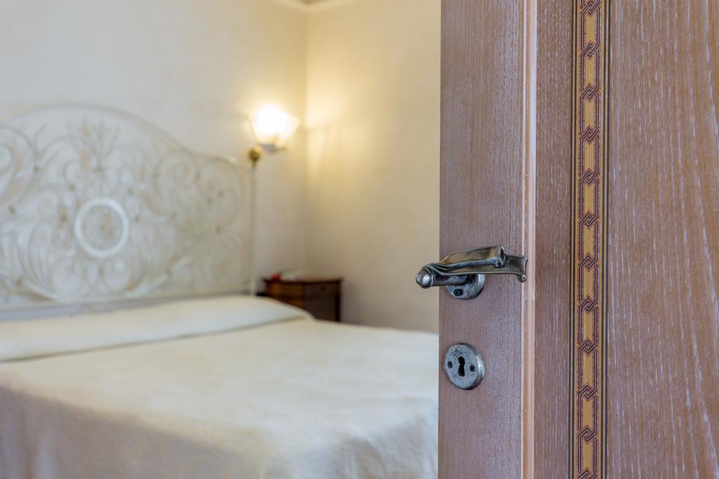 Petra Bianca Hotel Porto Cervo Exterior photo